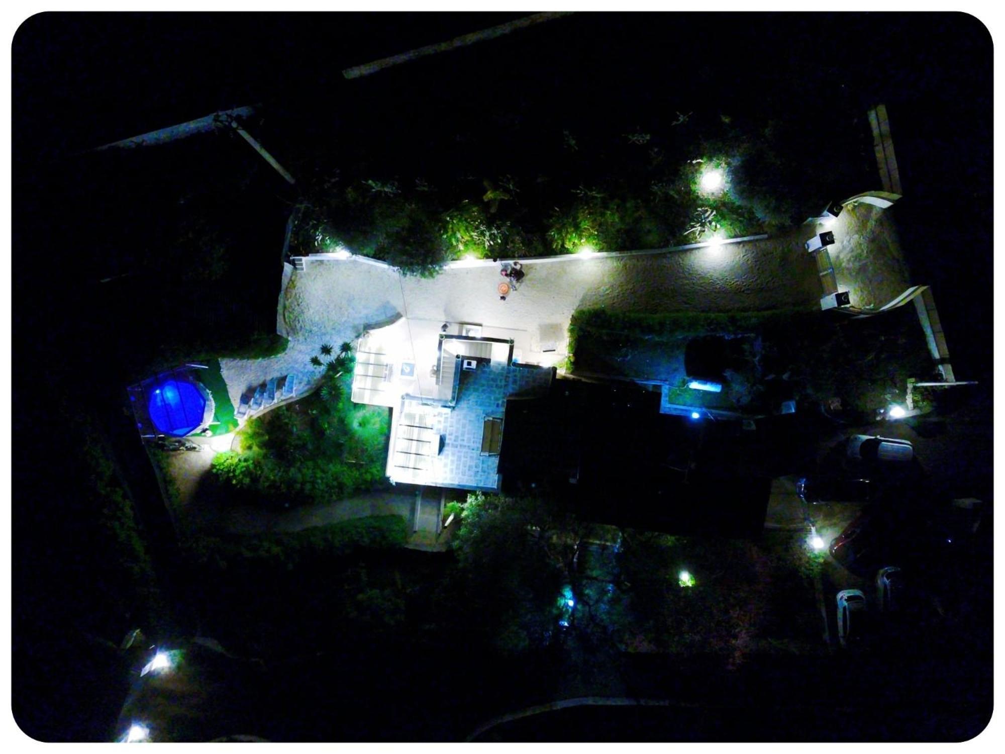 オストゥーニ Casale Vista Aduaヴィラ エクステリア 写真
